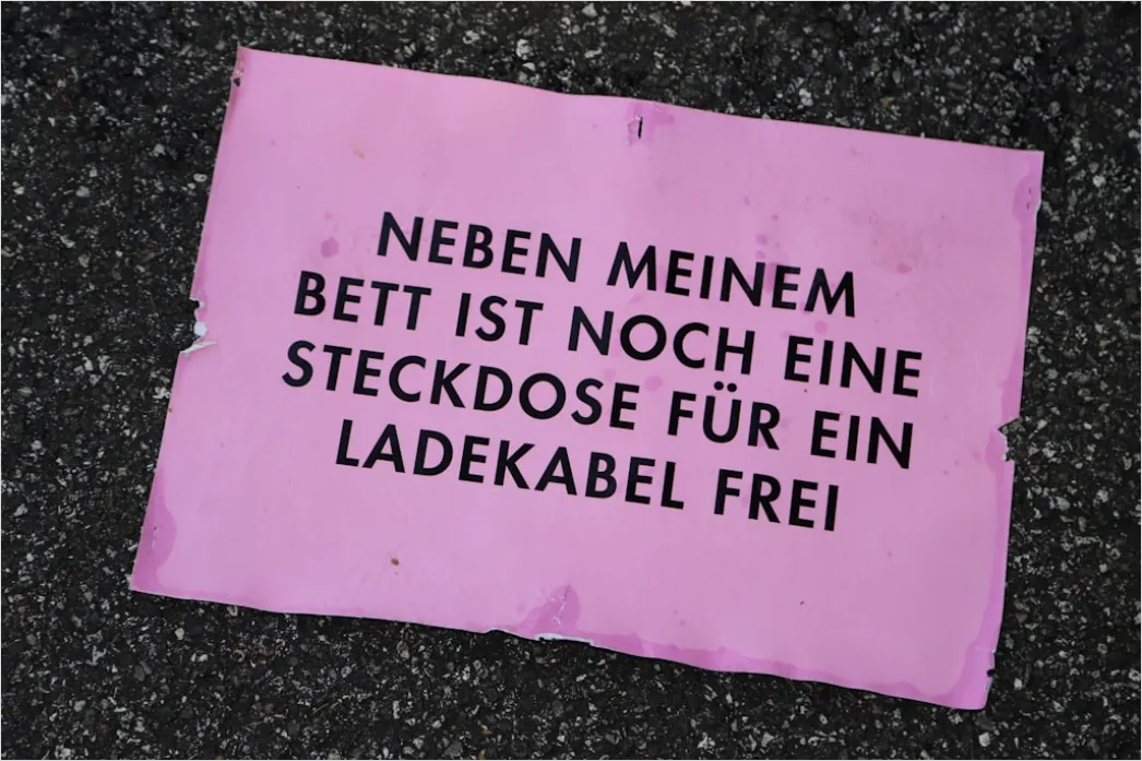 Medikamentenflasche Etikett Dosis Nahaufnahme 6021
