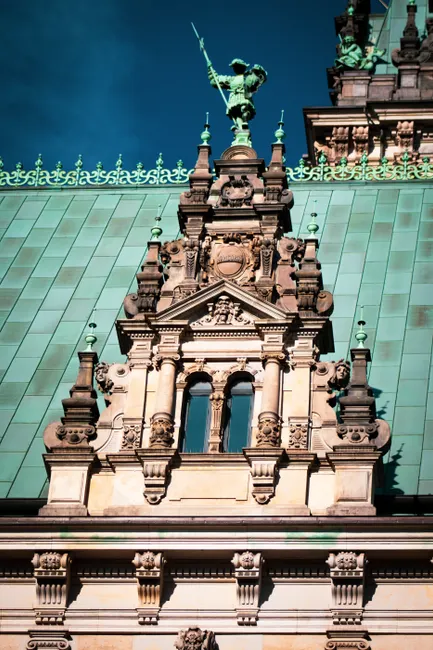 Detail Münchner Rathaus Fassade Detail Neugotik Number 6