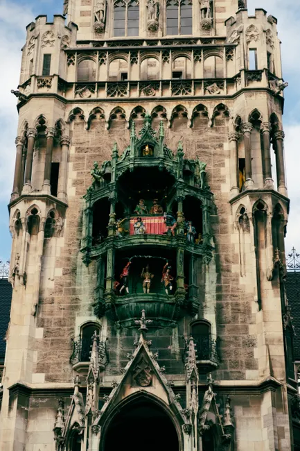 Detail Münchner Rathaus Fassade Detail Neugotik Number 10