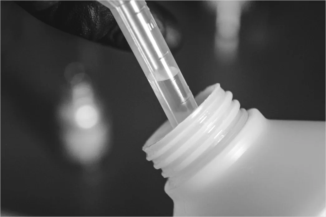 Detail Nagellack Tropfen Makro Nahaufnahme Number 4