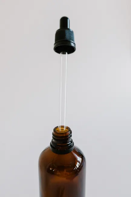 Detail Nasenspray Flasche Nahaufnahme Neutraler Hintergrund Number 17