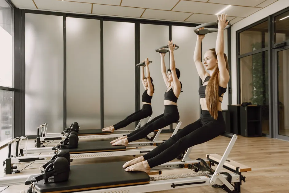 Pilates Reformer Training Foto Modern 38a6
