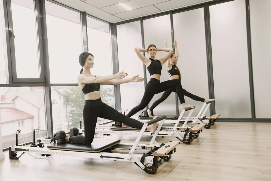 Detail Pilates Reformer Training Foto Modern Number 11