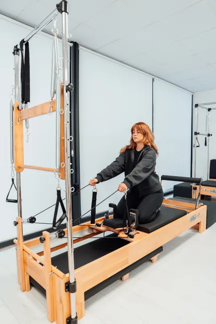 Detail Pilates Reformer Training Foto Modern Number 17