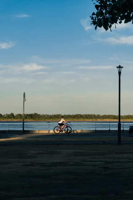 Radfahren Bei Sonnenaufgang Foto Silhouette A021