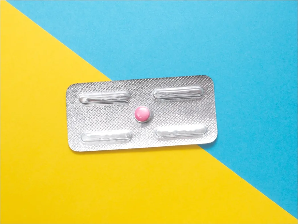 Detail Rezept Und Tabletten Blister Flat Lay Number 2