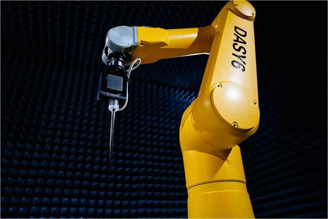 Detail Robotik Wartung Techniker Am Roboterarm Foto Number 16