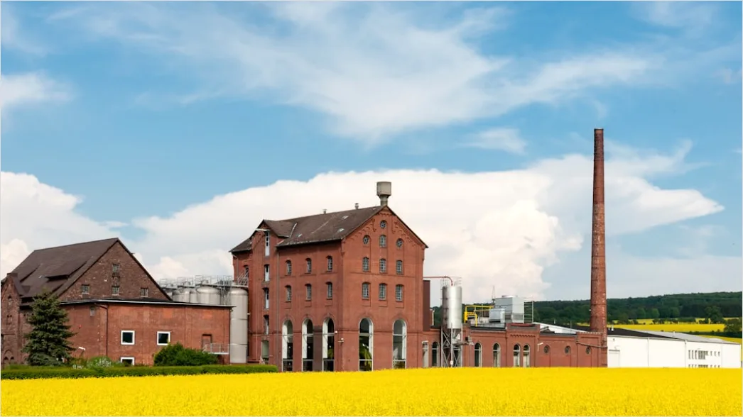 Detail Schornstein Industrieanlage Gegen Wolkenhimmel Number 3