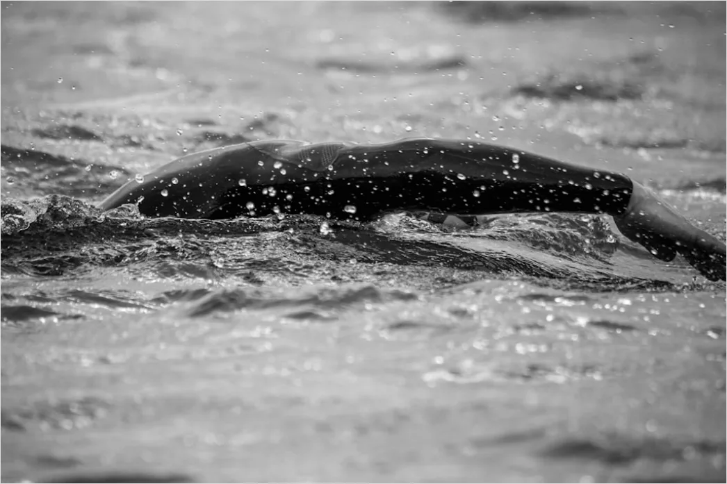 Detail Schwimmuhr Am Handgelenk Foto Number 4