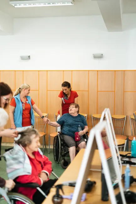 Senioren Gymnastik Gruppe In Reha 1a79