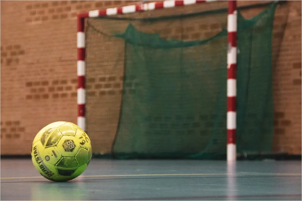 Spielball Auf Linie Nahaufnahme Foto 6f9b