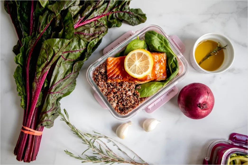 Detail Sporternährung Meal Prep Boxen Flat Lay Foto Number 3