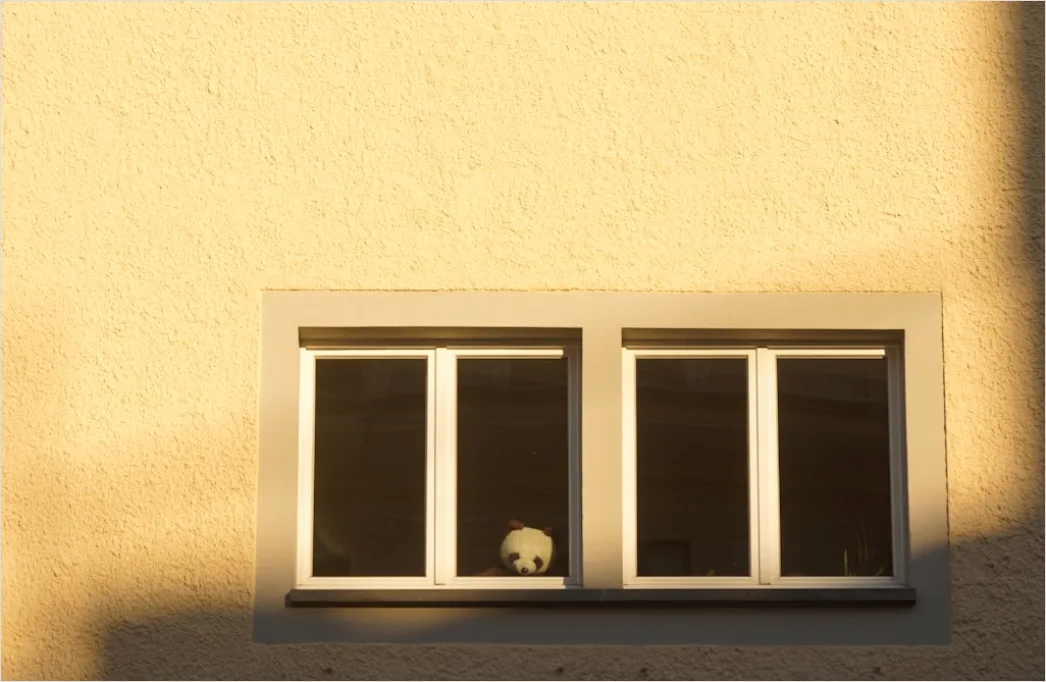 Detail Stadtvilla Modern Große Fenster Abendlicht Number 12