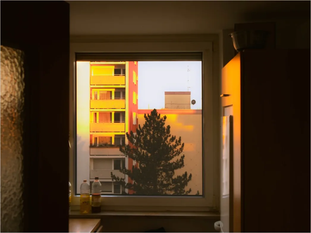 Detail Stadtvilla Modern Große Fenster Abendlicht Number 3