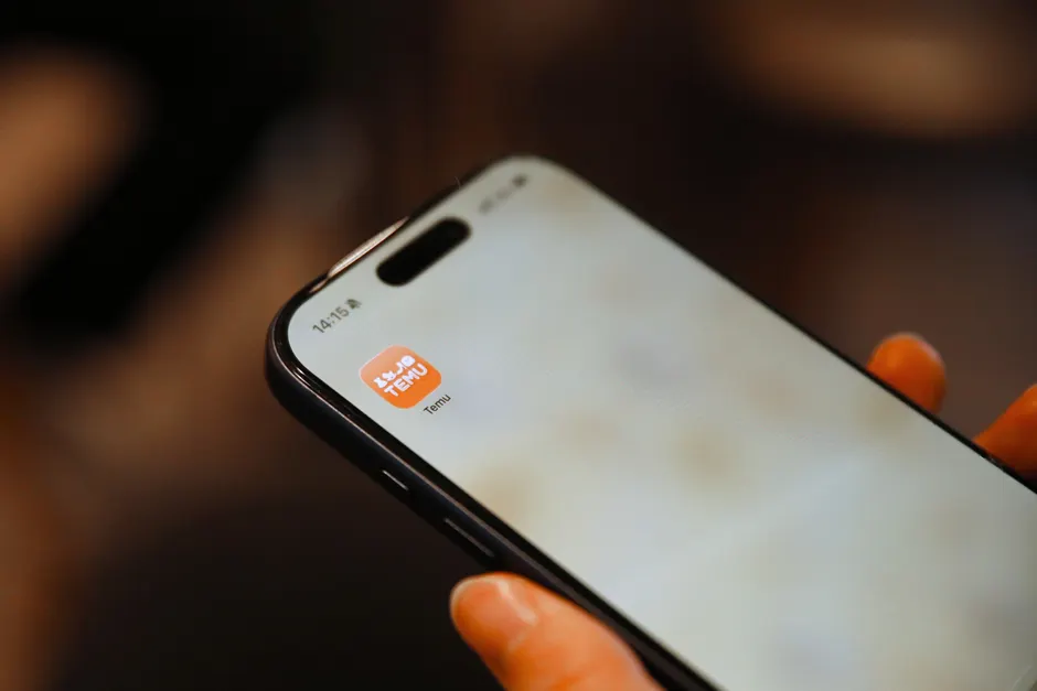 Detail Symptom Checker App Auf Smartphone Nahaufnahme Number 10
