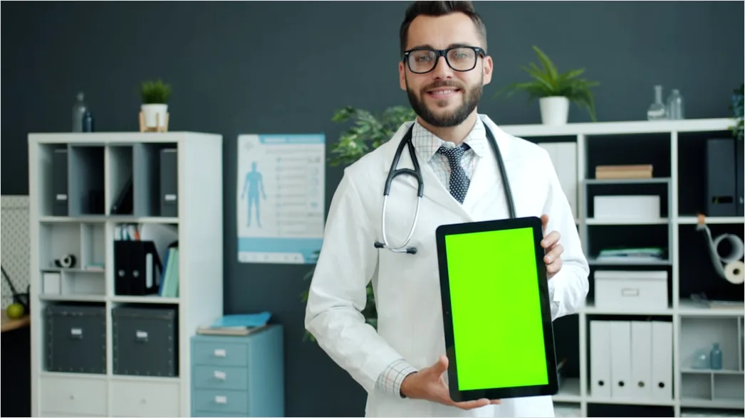 Detail Telemedizin Arzt Videoanruf Auf Tablet Number 20