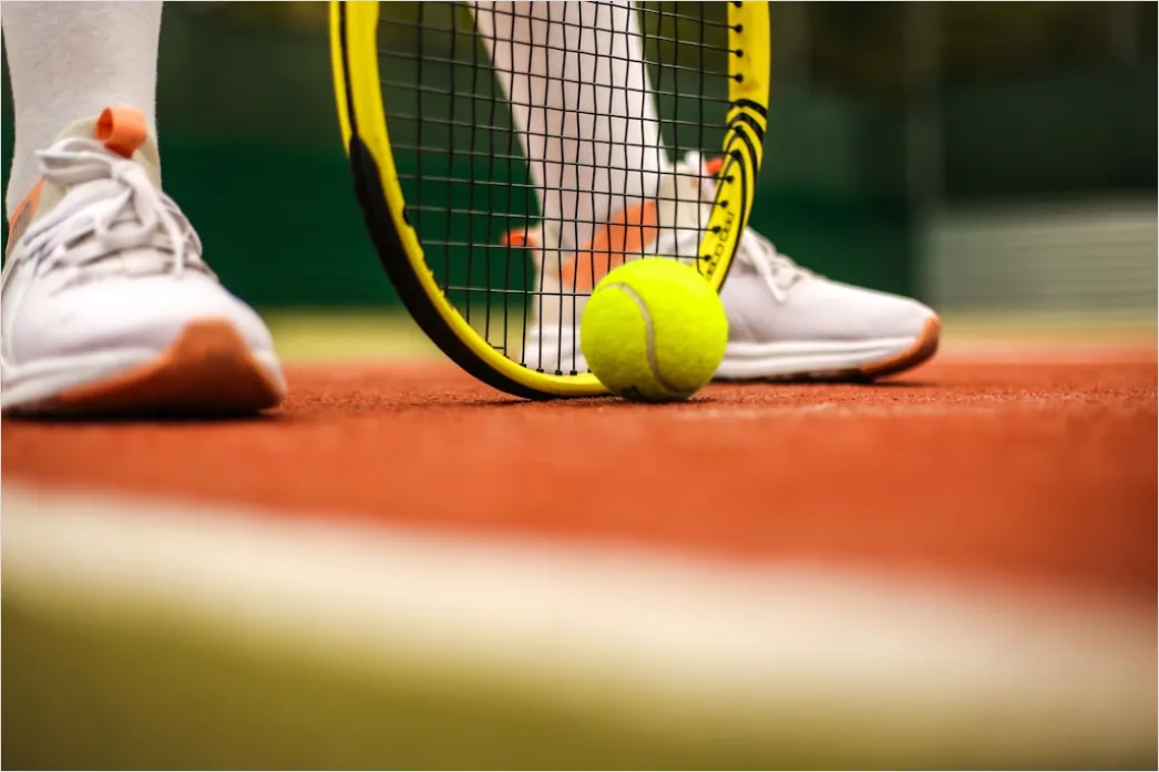 Detail Tennis Aufschlag Foto Bewegungsserie Number 14
