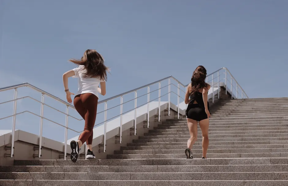 Detail Treppen Workout Zuhause Foto Cardio Number 12