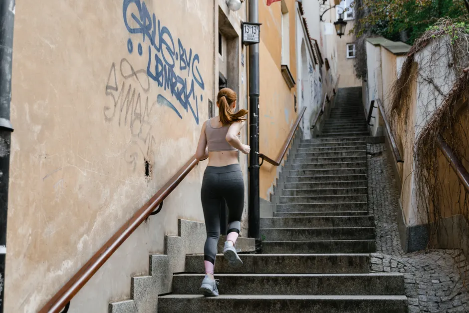 Detail Treppen Workout Zuhause Foto Cardio Number 3