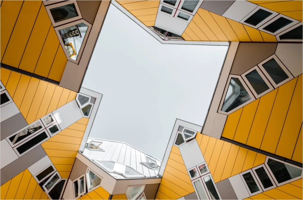Urbanes Hochhaus Detail Fensterreihen Geometrisch 31da