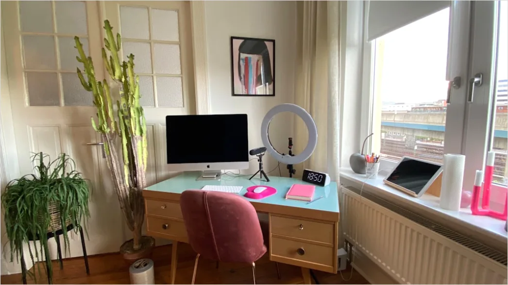Detail Video Sprechstunde Zuhause Arbeitsplatz Neutral Number 2