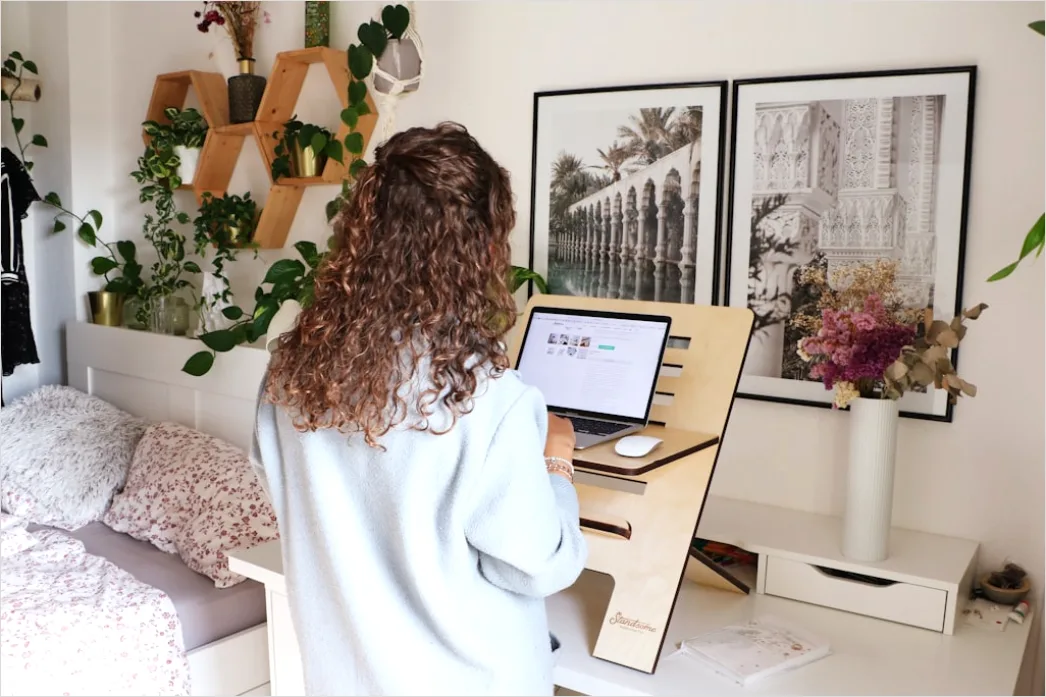 Detail Video Sprechstunde Zuhause Arbeitsplatz Neutral Number 9