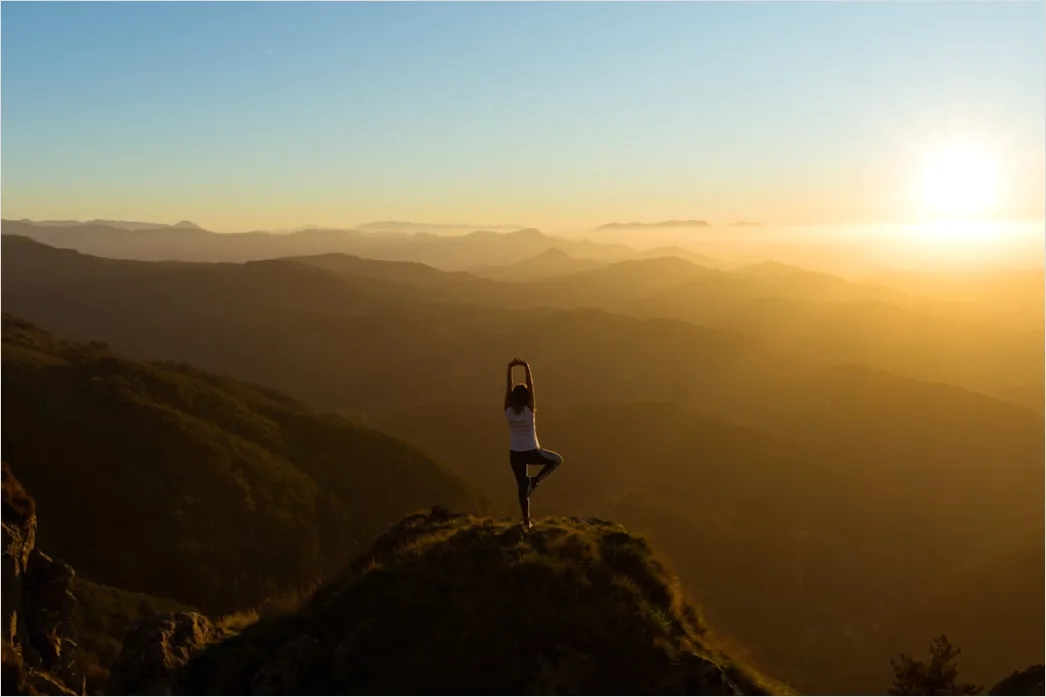 Yoga Im Freien Auf Wiese Foto Morgenlicht 35e2