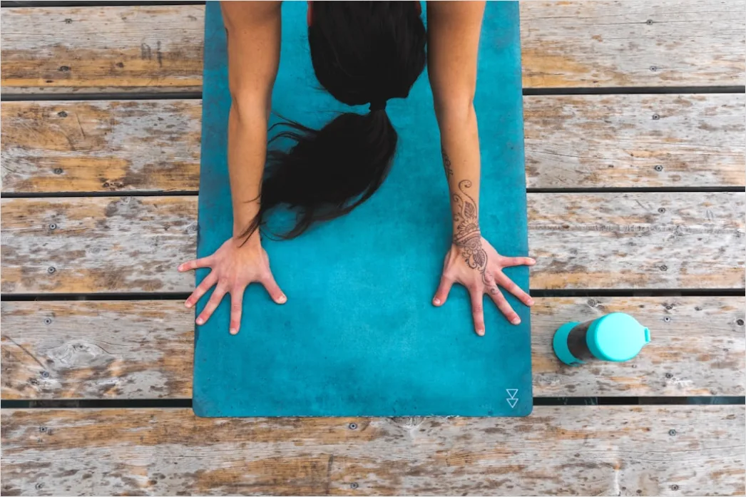 Detail Yoga Matte Block Gurt Flat Lay Foto Number 4