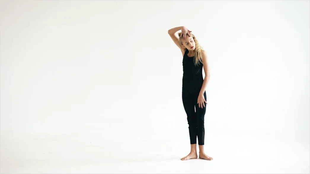 Detail Yoga Pose Im Studio Foto Minimalistisch Number 9