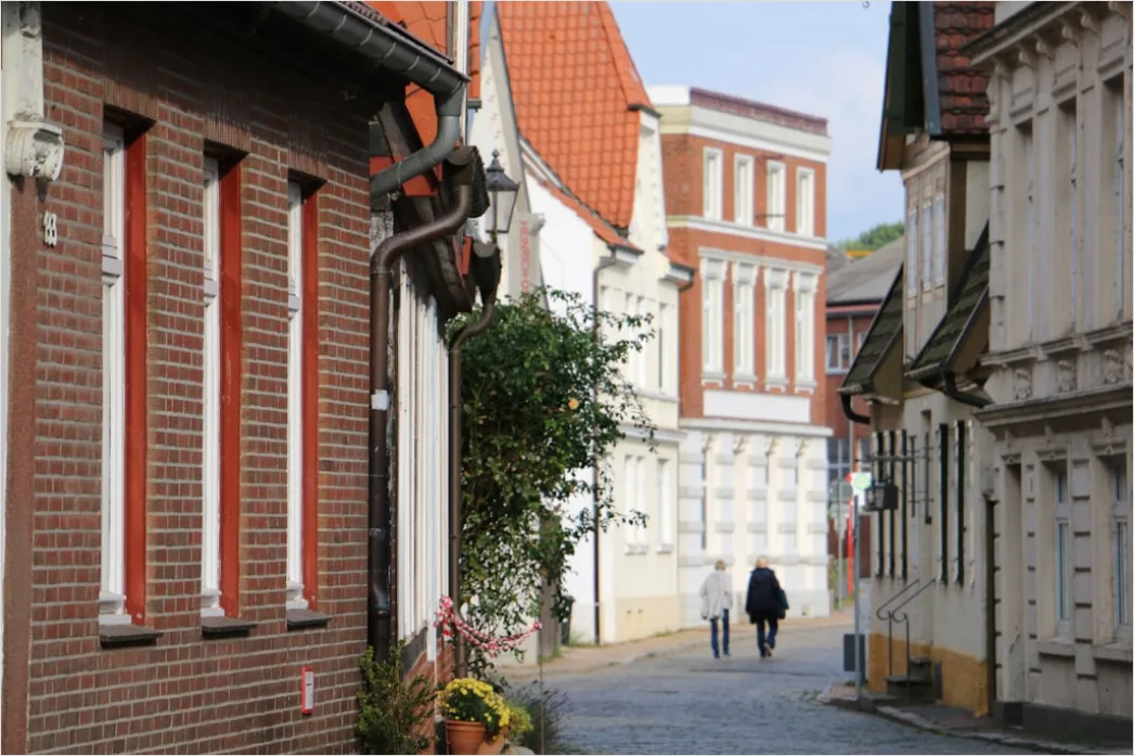 Detail Altstadt Gasse Kopfsteinpflaster Morgens Menschenleer Number 17