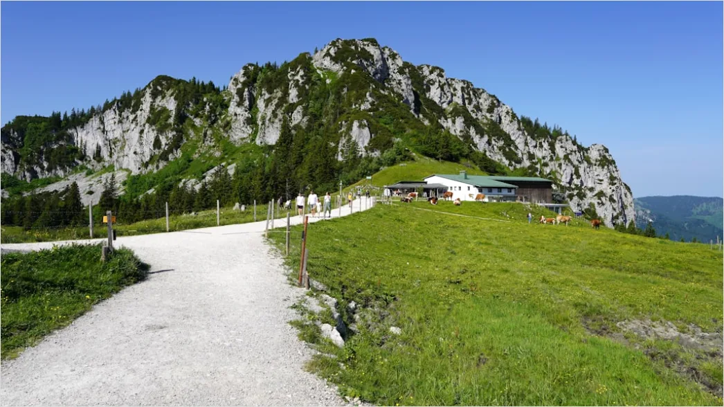 Detail Berghütte Holzfassade In Den Alpen Panorama Number 10