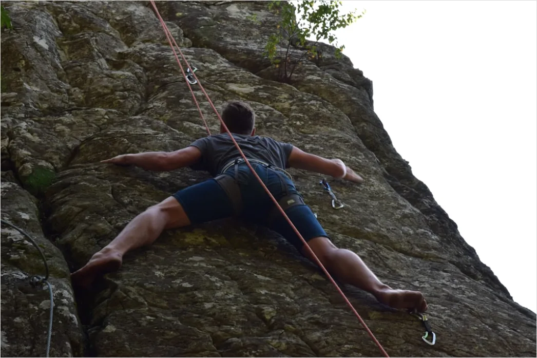 Detail Bouldern Outdoor Crashpad Und Kletterer Number 13
