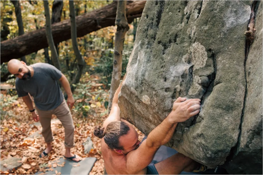 Detail Bouldern Outdoor Crashpad Und Kletterer Number 6