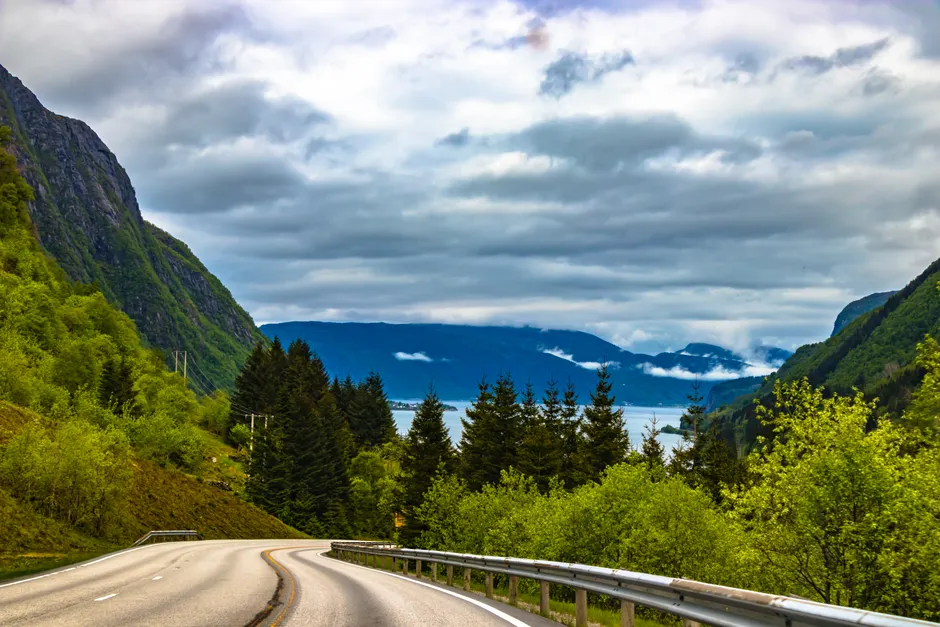 Detail Fjordlandschaft Norwegen Straße Am Wasser Panorama Number 20