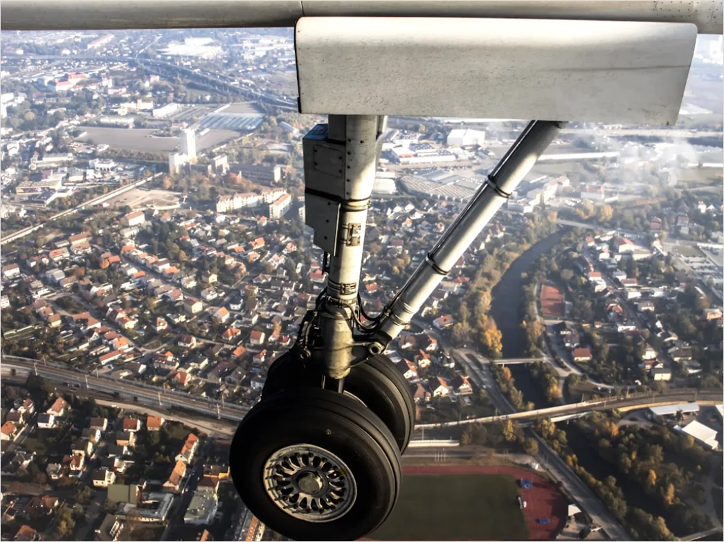 Detail Flugzeugessen Tablett Auf Klapptisch Nahaufnahme Number 13