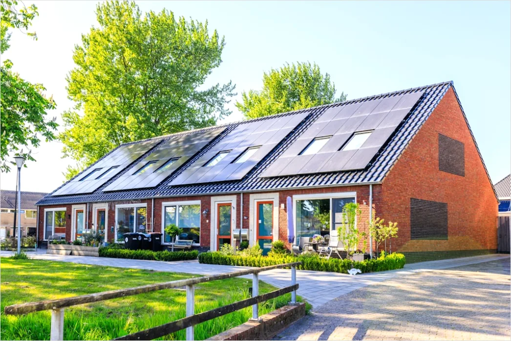 Haus Energiespeicher Batterie An Der Wand Foto 8bd0