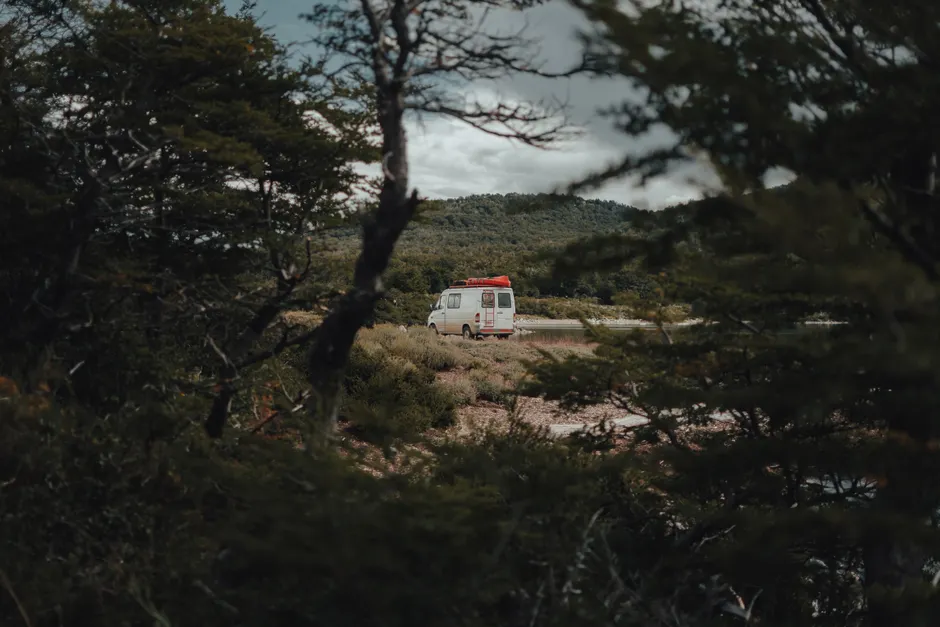 Detail Heckklappe Offen Blick Auf Berglandschaft Vanlife Number 10