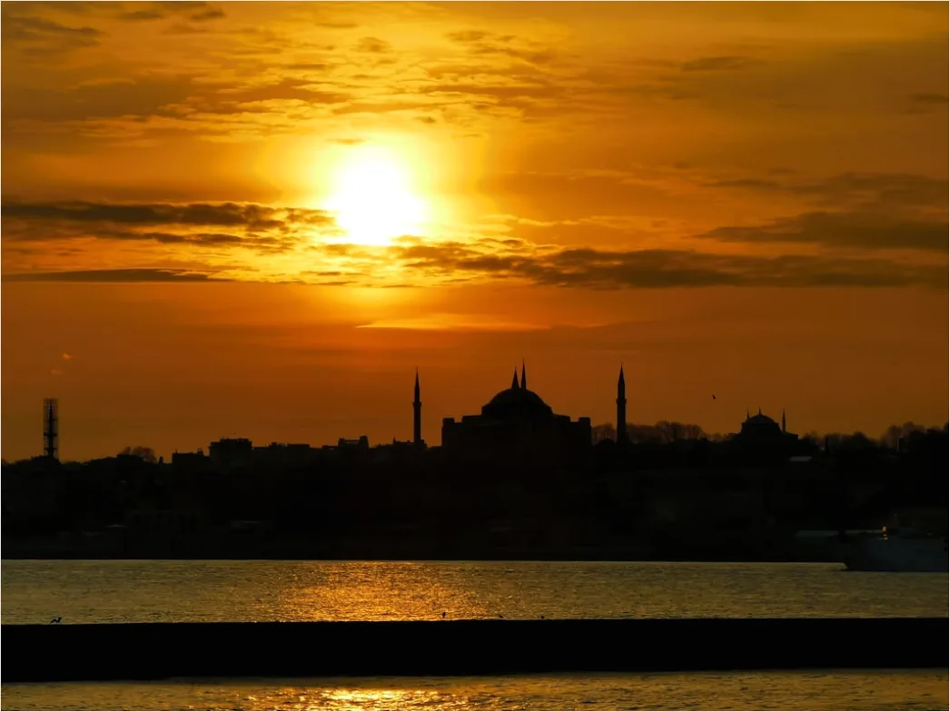 Detail Istanbul Hagia Sophia Skyline Bei Sonnenuntergang Number 20