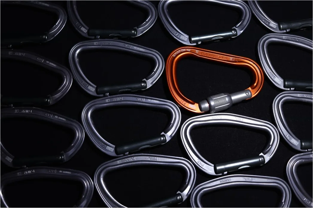 Detail Klettersteig Set Karabiner Am Gurt Nahaufnahme Number 13