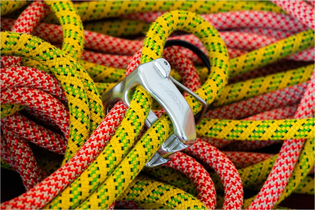 Detail Klettersteig Set Karabiner Am Gurt Nahaufnahme Number 14