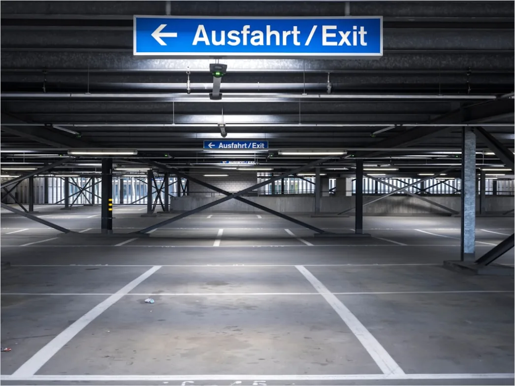 Mietwagen Parkplatz Am Flughafen Reisebeginn 0ca5