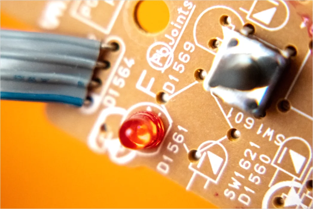 Detail Mikrocontroller Projekt Breadboard Kabel Nahaufnahme Foto Number 12