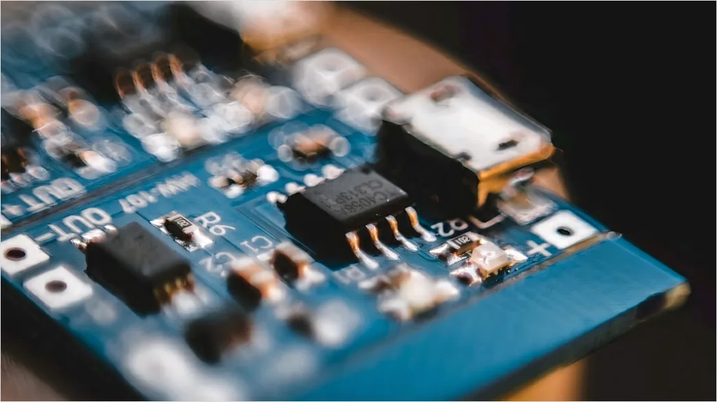Detail Mikrocontroller Projekt Breadboard Kabel Nahaufnahme Foto Number 18