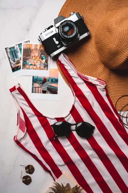 Detail Minimal Travel Accessories Flat Lay Neutraler Hintergrund Number 12