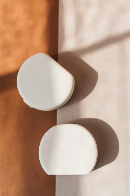 Detail Minimal Travel Accessories Flat Lay Neutraler Hintergrund Number 16
