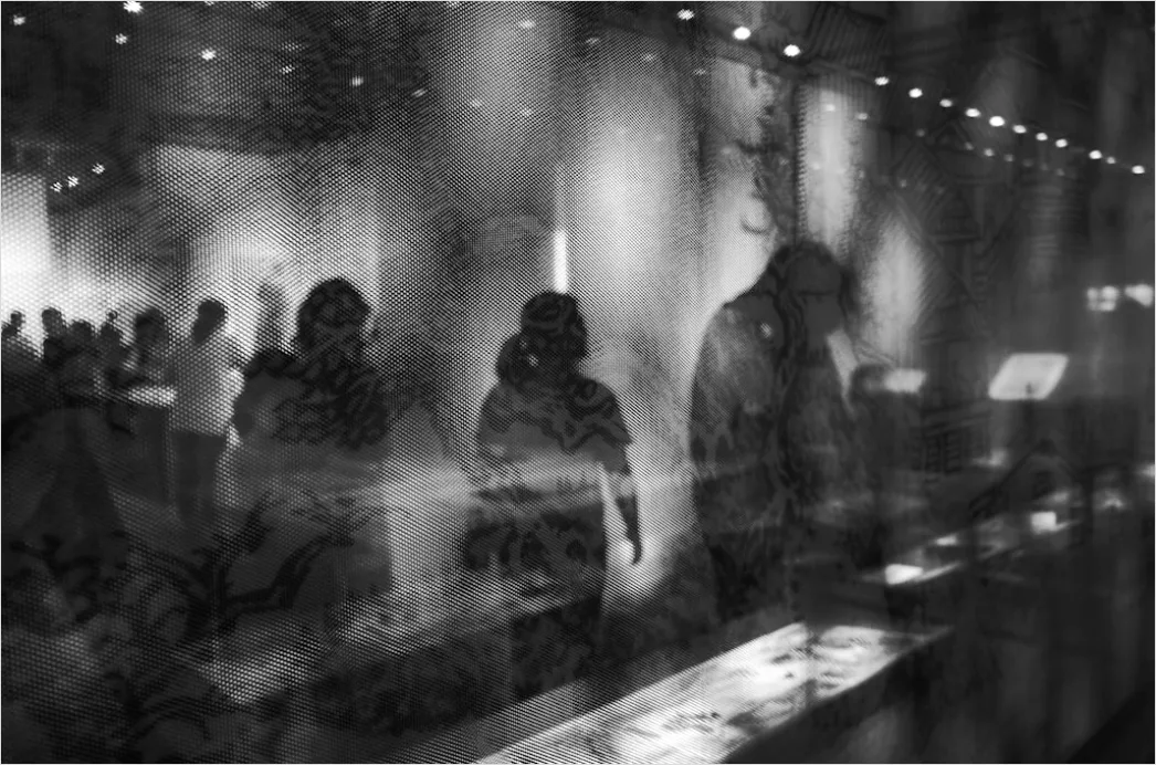 Detail Museum Vitrinen Mit Artefakten Reflektionsfreies Glas Foto Number 8