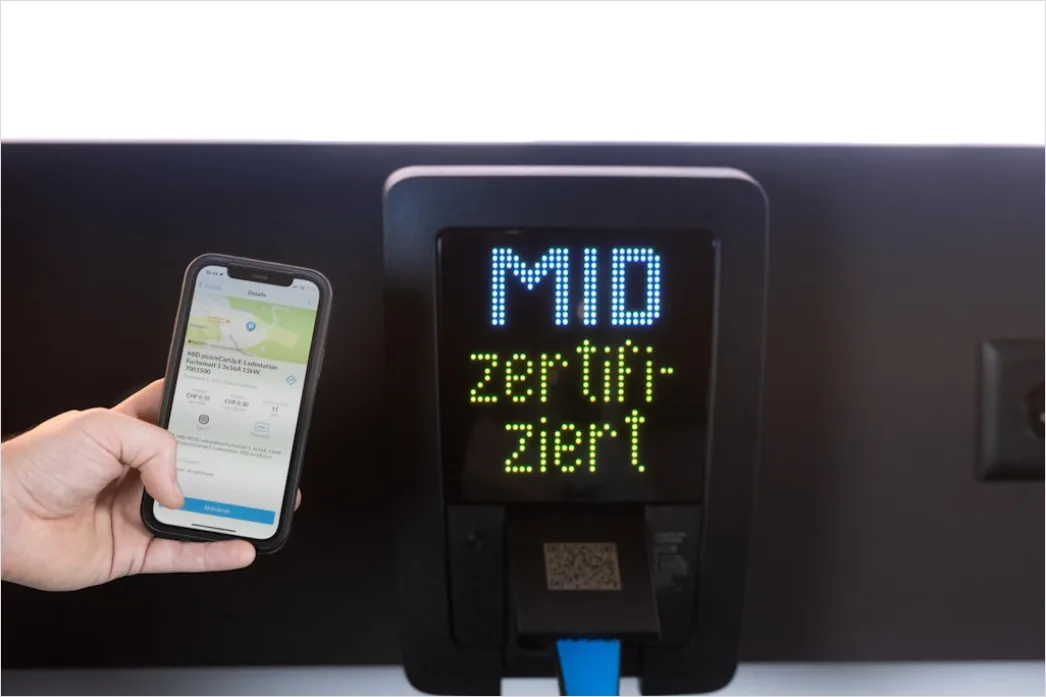 Detail Qr Code Bezahlen Smartphone Scan Foto Nahaufnahme Number 15