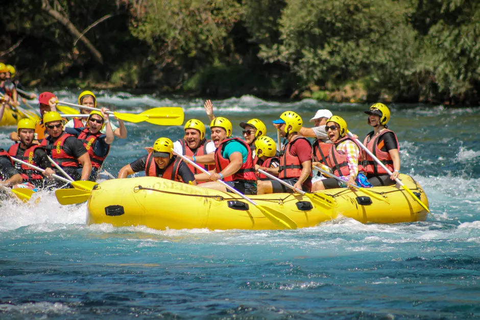 Detail Rafting Wildwasser Stromschnellen Team Action Number 4