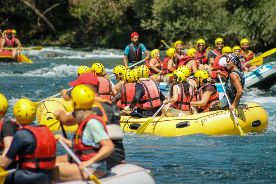Detail Rafting Wildwasser Stromschnellen Team Action Number 6