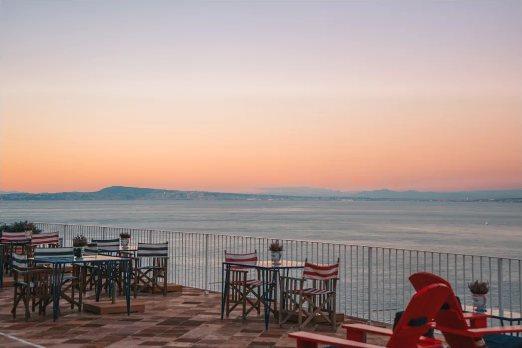 Detail Restaurant Terrasse Am Meer Abendstimmung Number 11